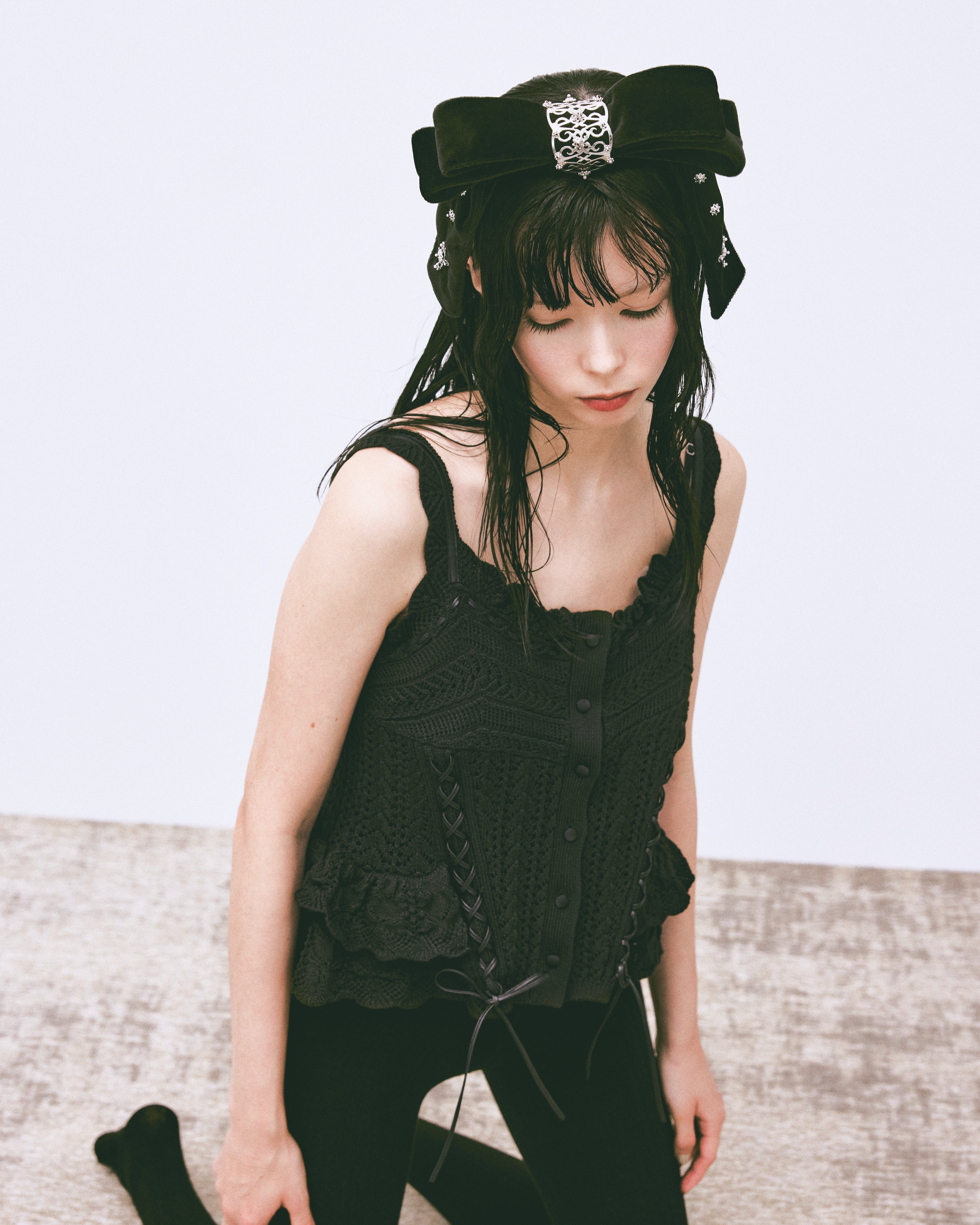 lace up ribbon knit camisole Black【stock】 – tanakadaisuke