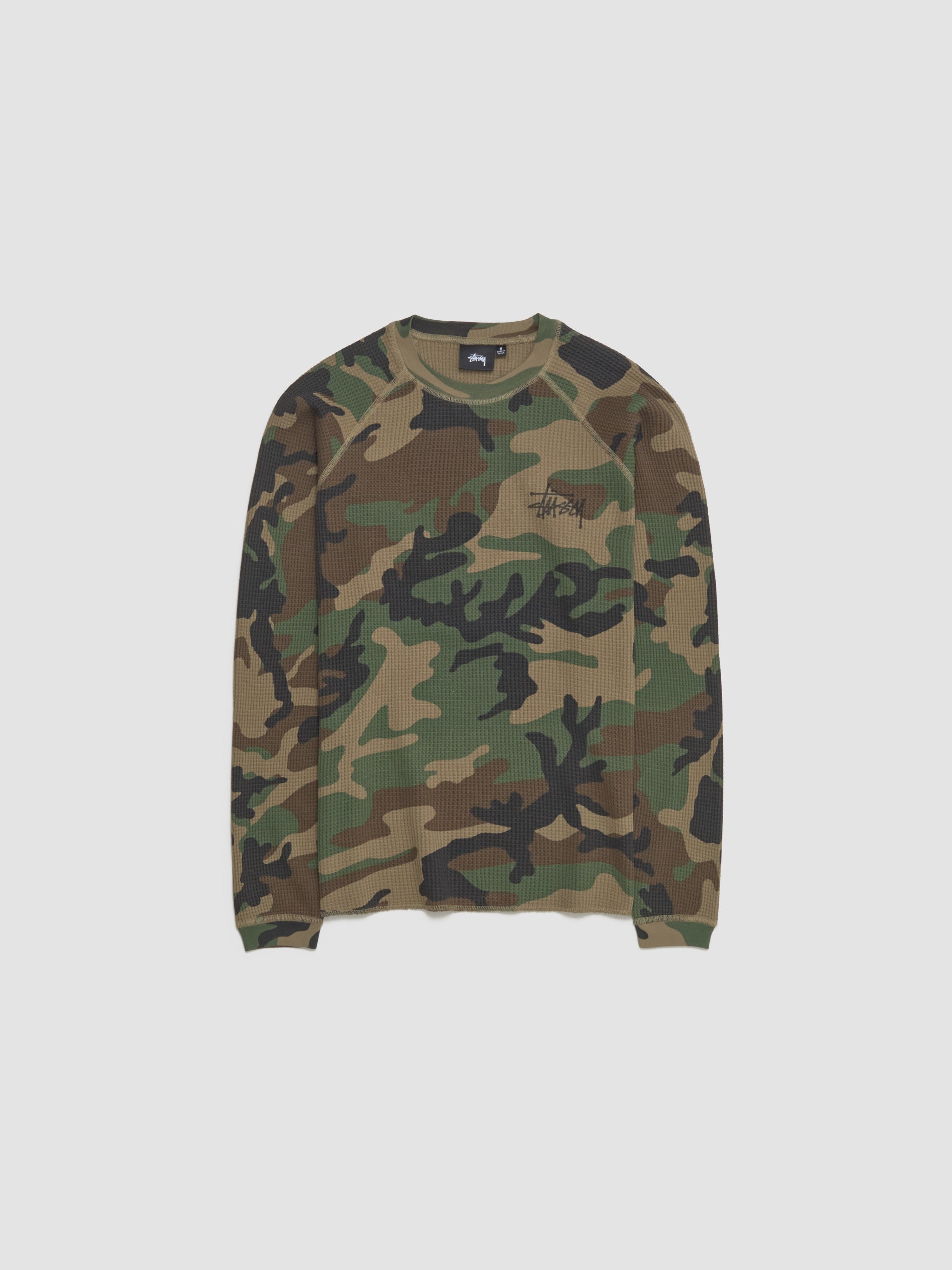 Stüssy - Raglan Thermal Basic Stock in Woodland Camo - 1140356