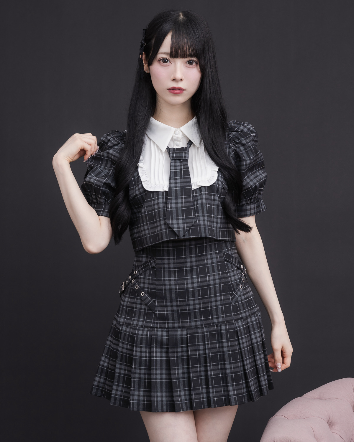 ネクタイ付きスクエアフリルトップス – pium