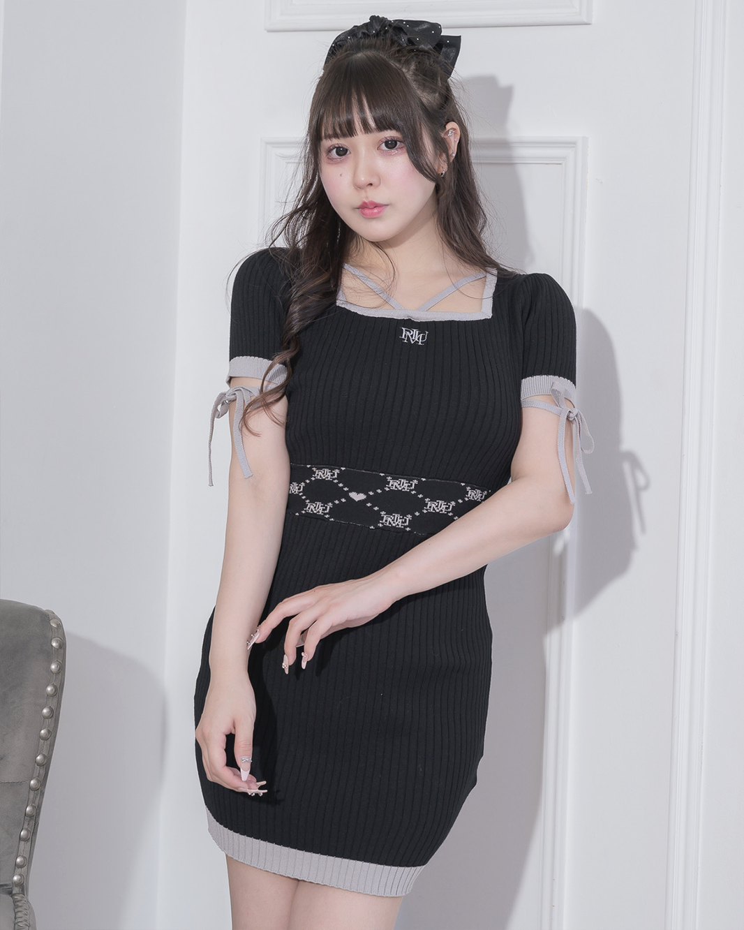 piumロゴバイカラー半袖ニットワンピ