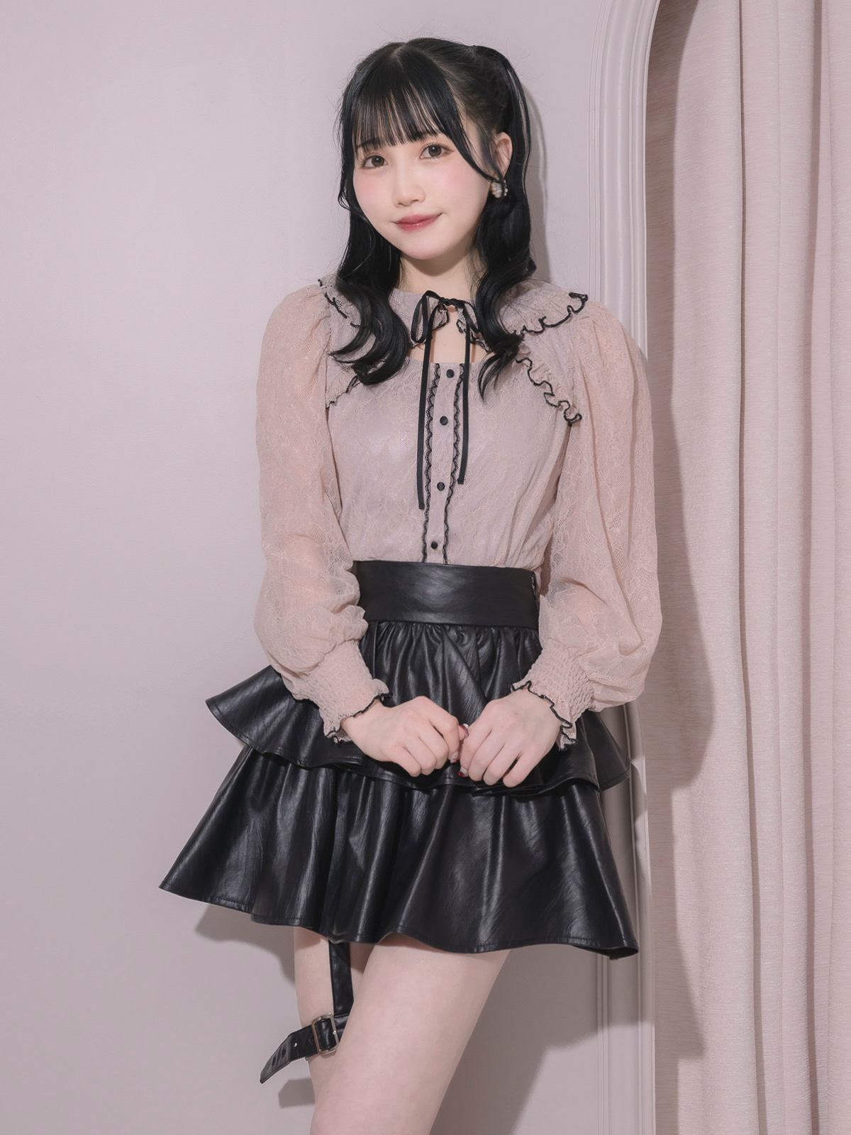 フリルカラーレースケープブラウス – pium