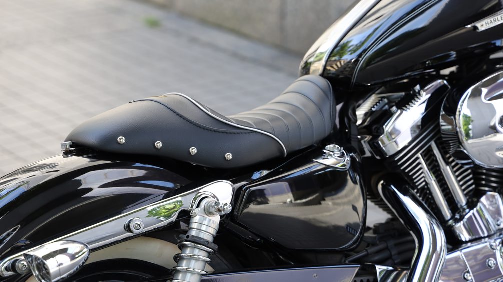 ハーレーのシートをK&Hに新調 | ハーレーカスタム日記