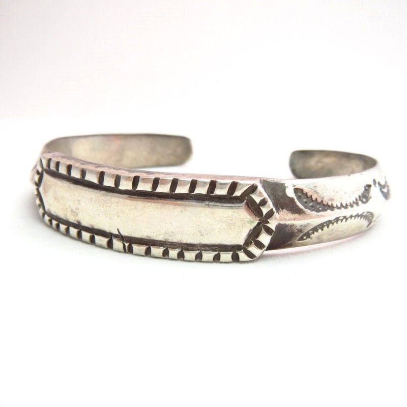 INDIAN JEWELRY LEATHER ARTS&CRAFTS Tah'bah TRADERS / Jonathan Day