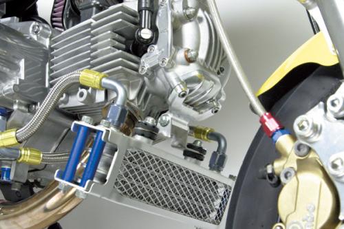 SPECIAL PARTS TAKEGAWA / スーパーヘッド4V+R用オイルクーラーブラケット