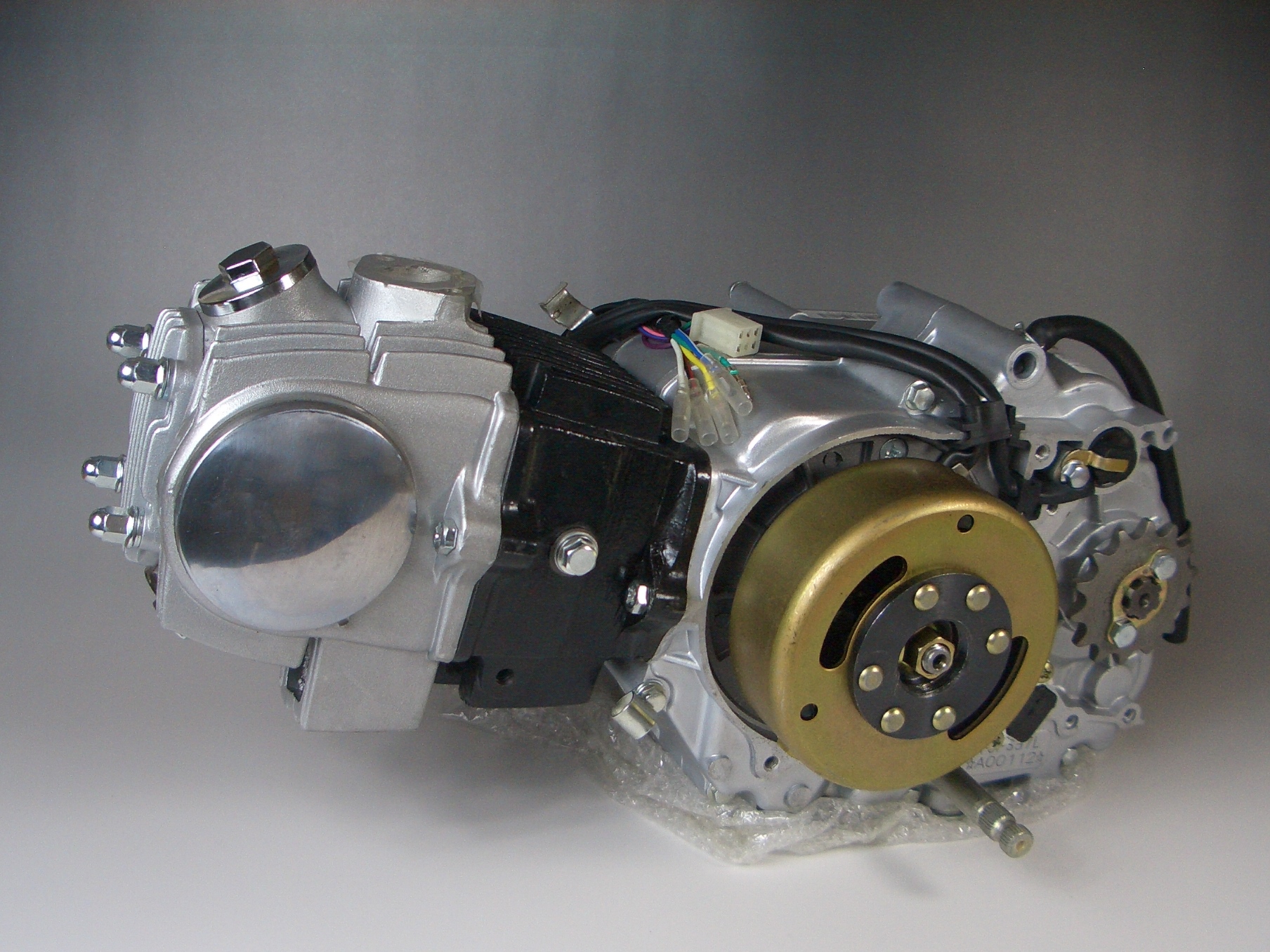 中国CHONQING JIALING JIAPENG INDUSTRIAL CO.,LTD（ジアペン）社製