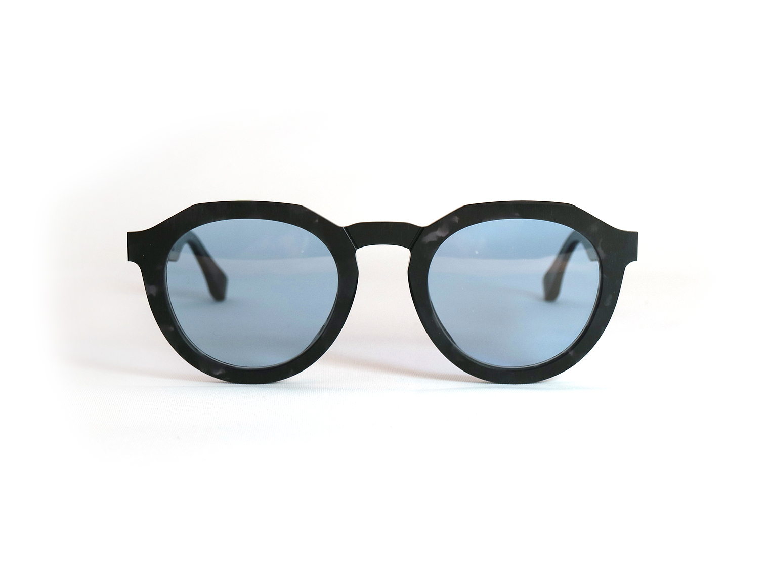 フレンチテイストのメガネ店 BEAUXEYUX(ボズュー) 自由が丘・麻布十番