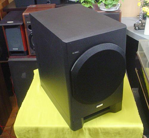 ONKYO/アンプ内蔵サブウーファーシステム『SL-A250』