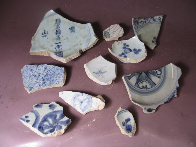 ギャラリー辰巳 - 初期伊万里 陶片 | 古美術品専門サイト fufufufu.com
