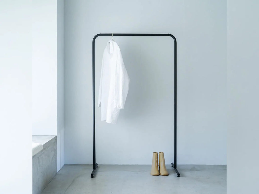 Hanger Rack ハンガーラック by Shigeichiro Takeuchi | Moheim