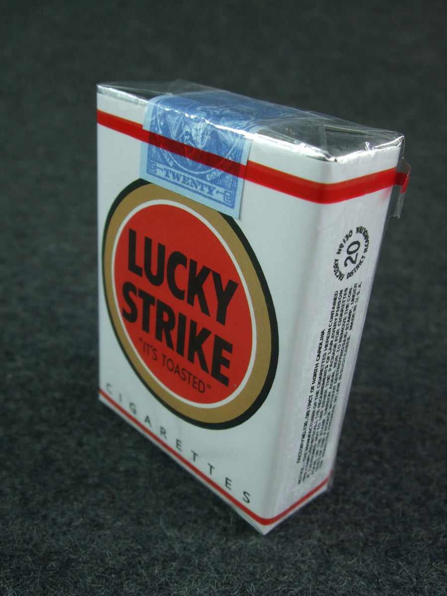 WW2 United States Lucky Strike Prop Pack Replica White With
