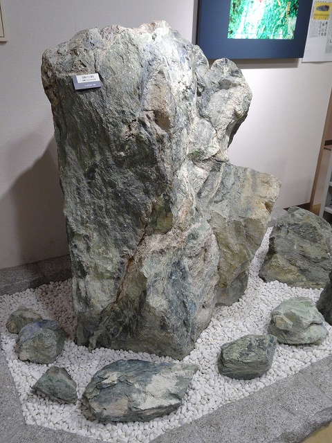 日高にも“ヒスイ”はあった！ －縄文人も愛した？日高の“ヒスイ”のお話