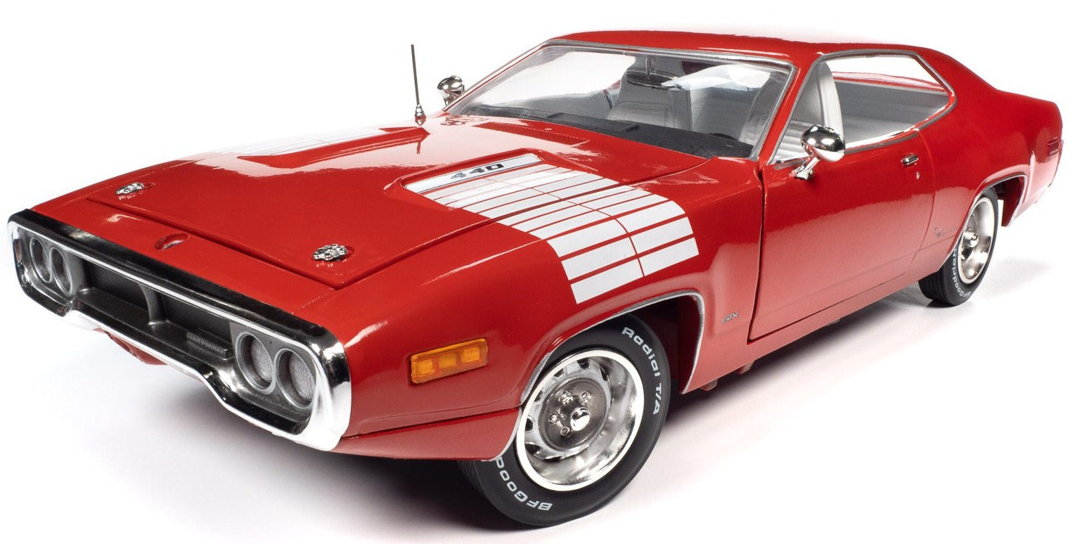 1/18 1972 Plymouth Road Runner GTX Rallye Red with White Stripes