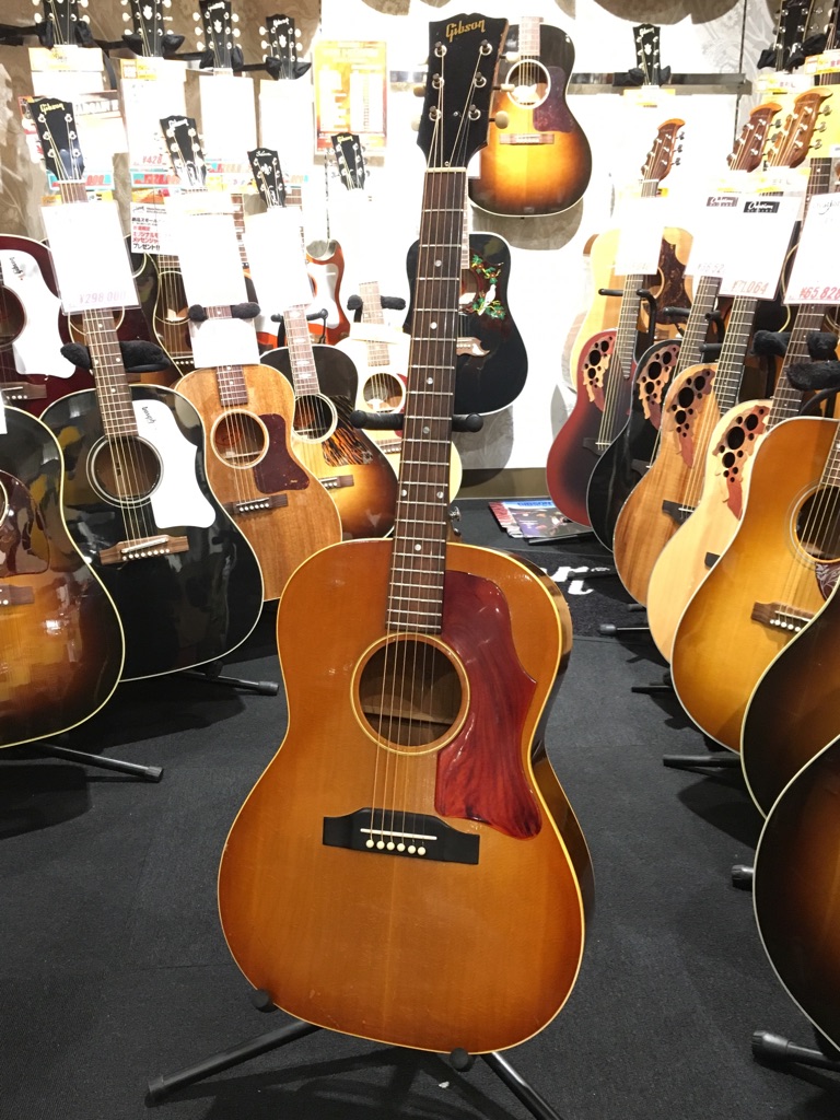 見事な箱鳴りが魅力の1966年製Gibson LG-1が入荷！ | イシバシ楽器