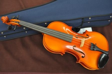 カール・ヘフナー No.11 | イシバシ楽器スタッフブログ