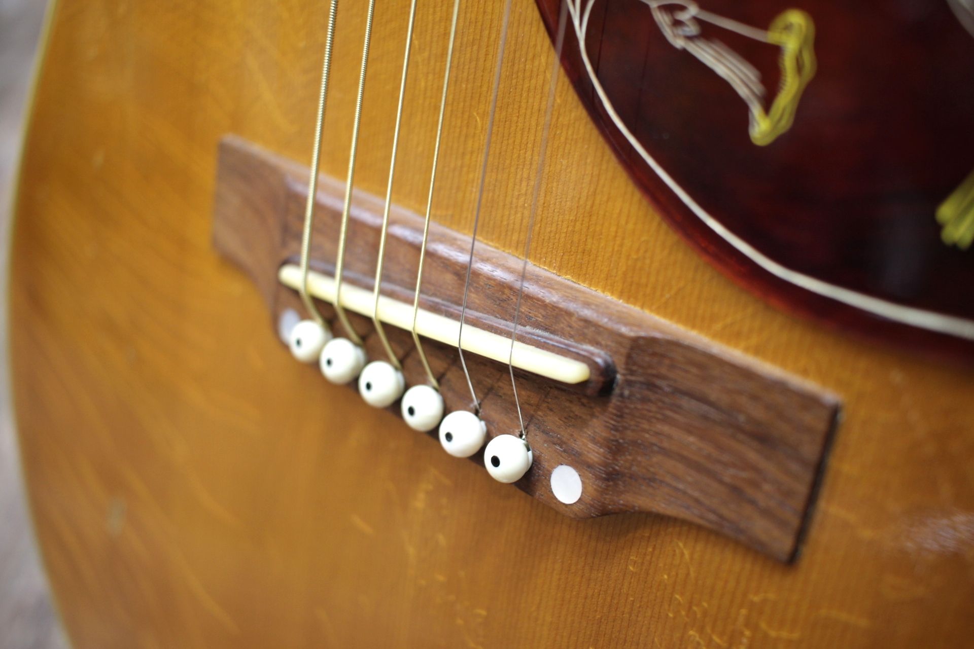 本日のヴィンテージ・アコギはギブソン・ハミングバード！ | イシバシ