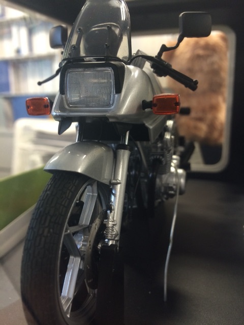 AUTOART GSX1100S KATANAオートアート製の1/12カタナダイキャスト