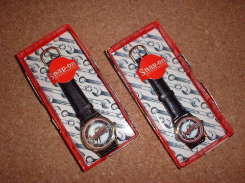 Snap-on:スナップオン ノベルティーグッズ（Toolbox型貯金箱・ナイフ