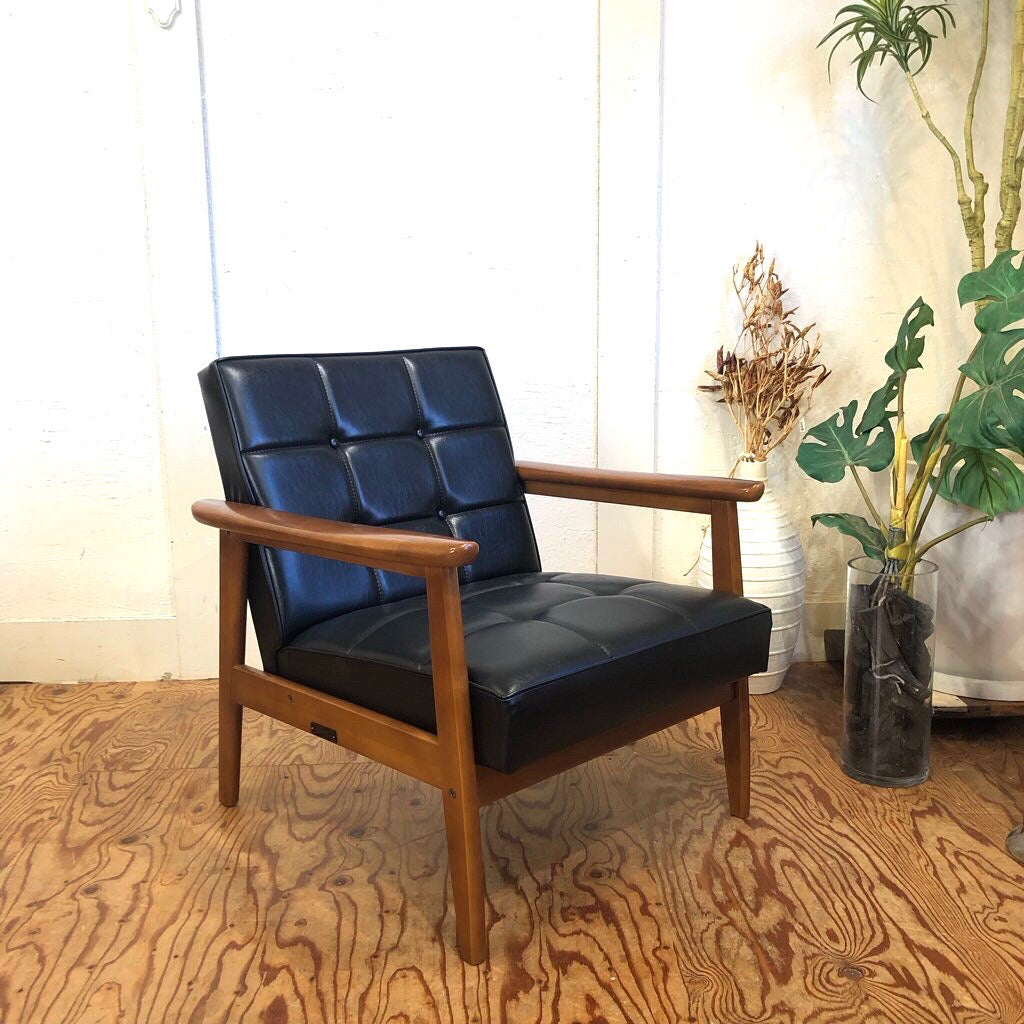 カリモク60 / karimoku Kチェア スタンダードブラック アームソファ 1