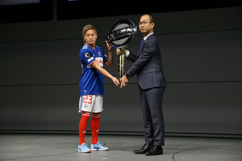 横浜】ダジャレ？ ノルマ？ 仲川輝人の背番号が19から「23」に。その