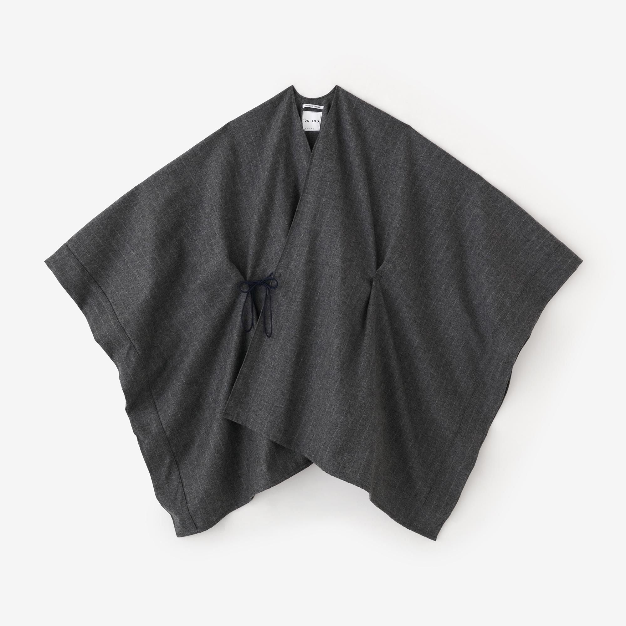 梳毛間道（そもうかんとう） きさらぎ／濃灰（こいはい）