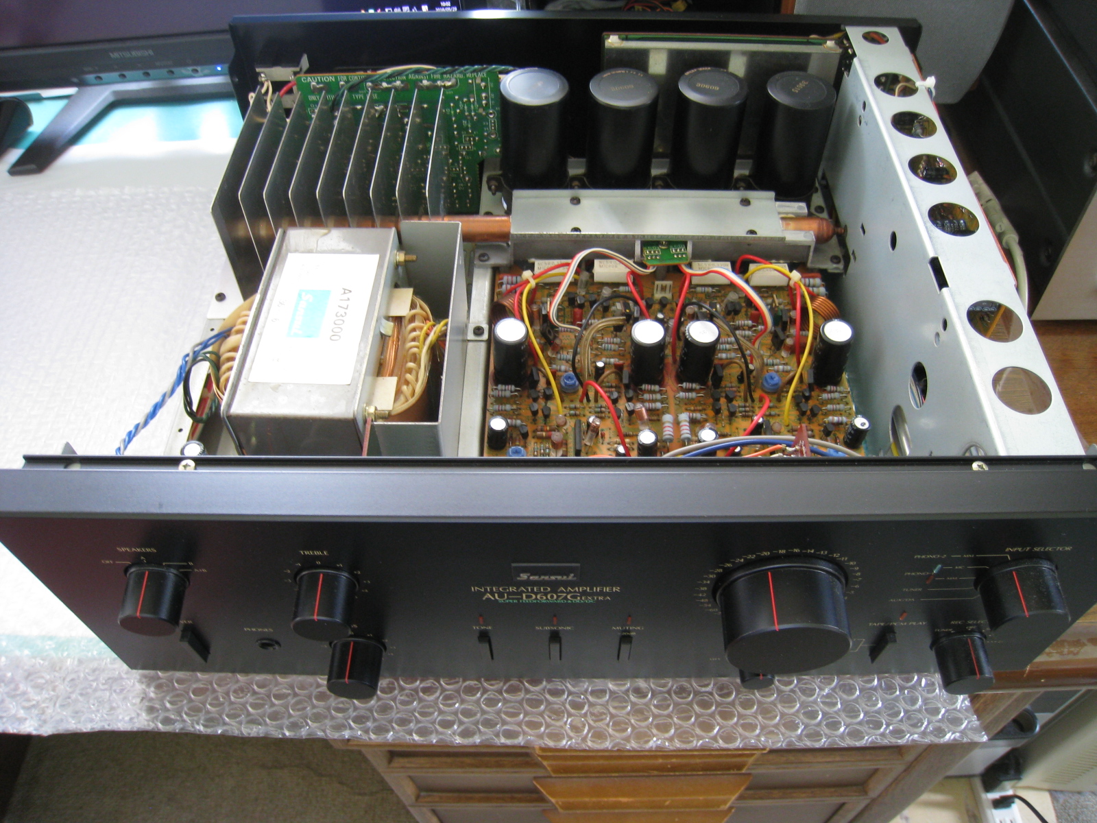 SANSUI プリメインアンプ AU-D607GEXTRA の修理