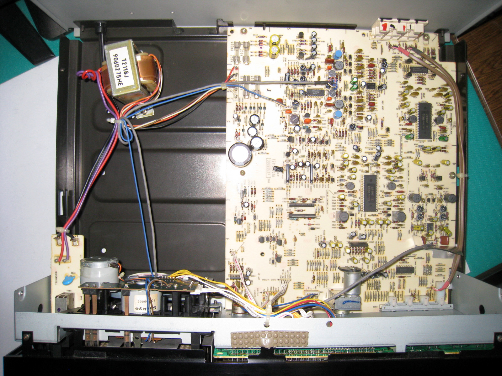 AKAI カセットデッキ GX-Z6100 の修理