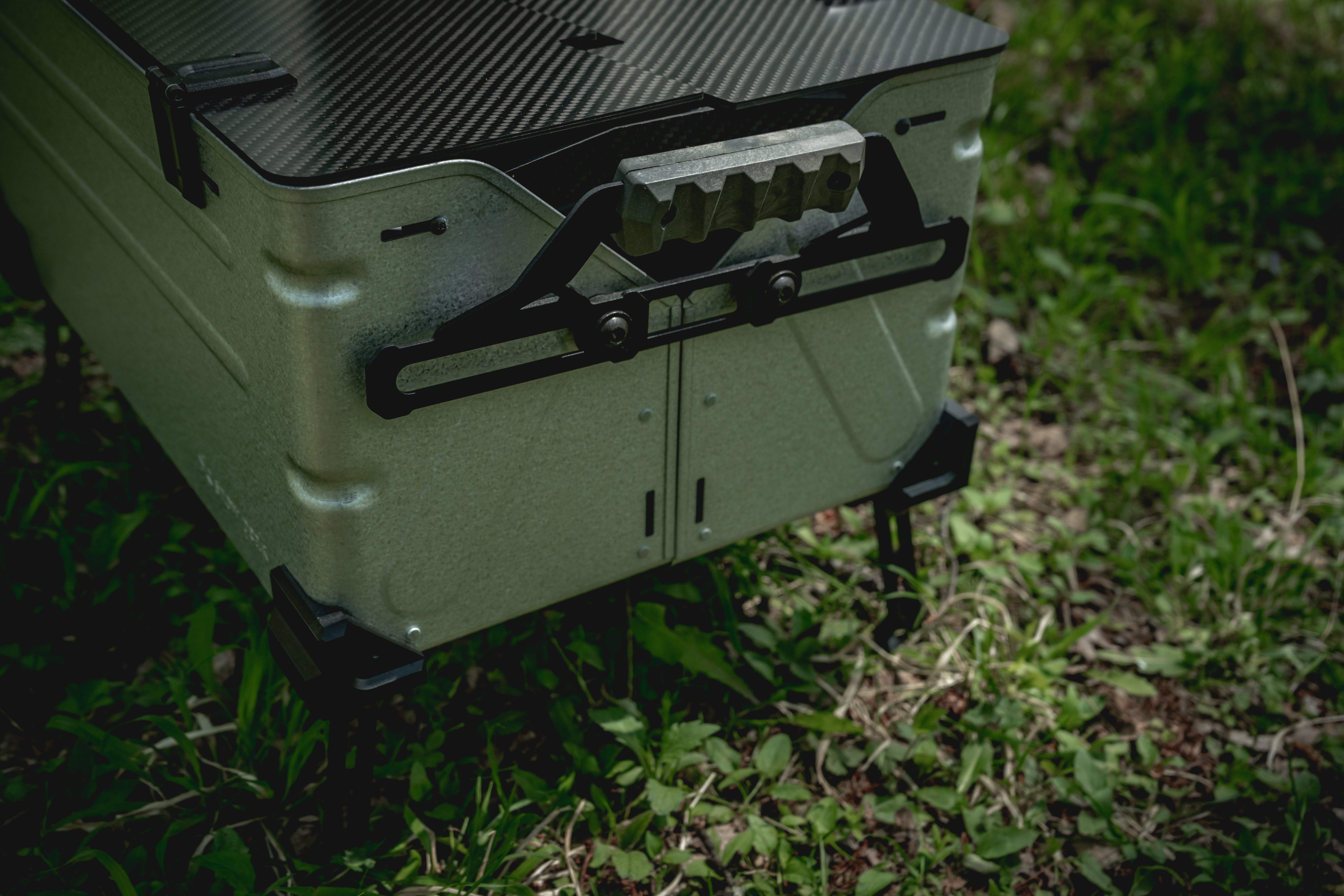 lightroom-09570.jpg?v=1751446536