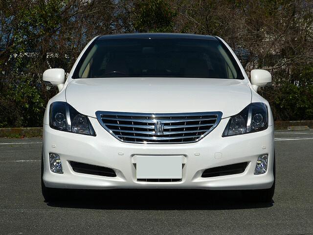 ロイヤルにアスリートグリル換装：200系クラウンのちょこっと