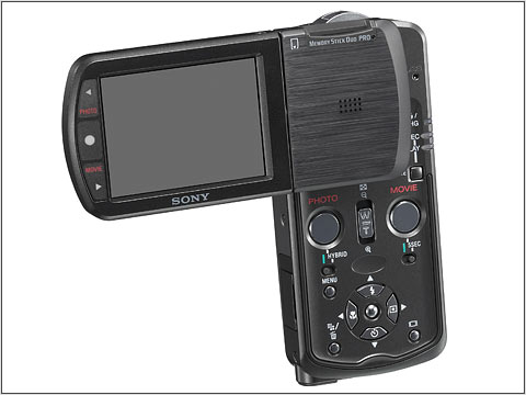 Sony Cyber-shot DSC-M1: DPReview | Photography News, Gear Reviews