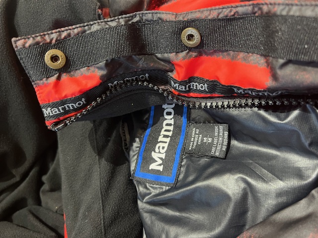 4Rule kamakura / 入手困難 希少 MARMOT M3バッファローブレイドダウン