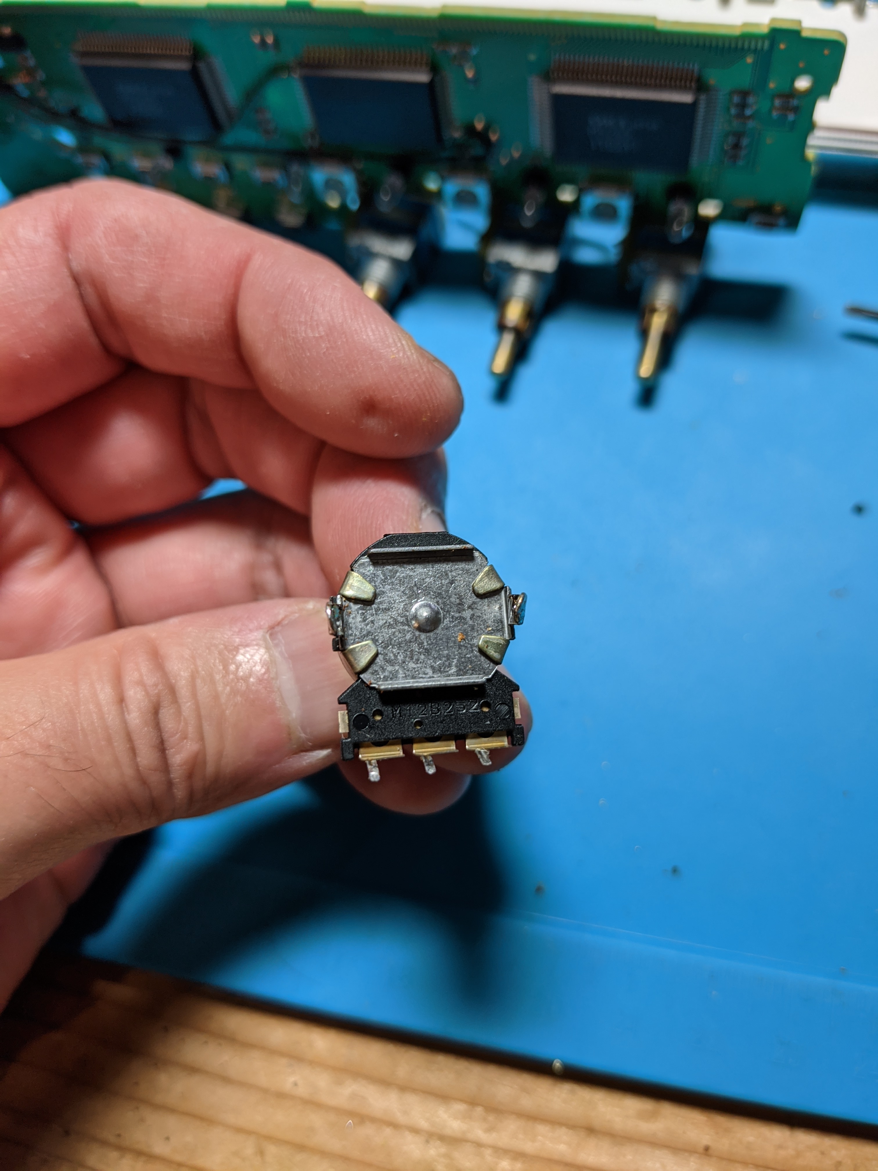 KENWOOD TM-741Sの修理 – 7K1BIB/AC1AMの業務日誌