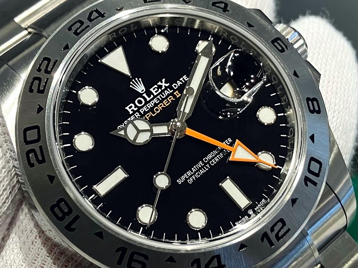 個性的なスポーツモデルをお好みなら！ Ref.226570 - QUARK SALON