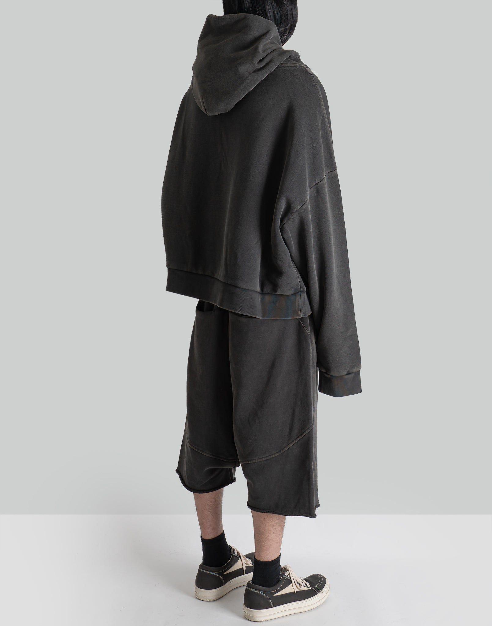 entire studios HEAVY DROP SHORT – 082plus