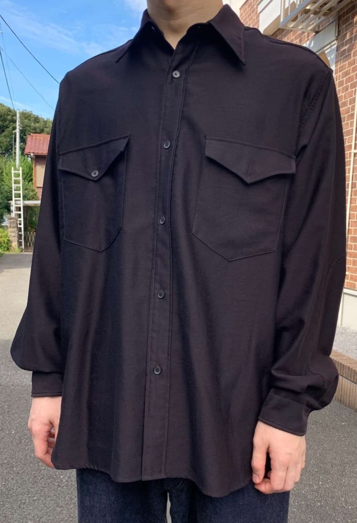comoli【コモリ】22awウールモールスキンワークシャツレビュー！ | F