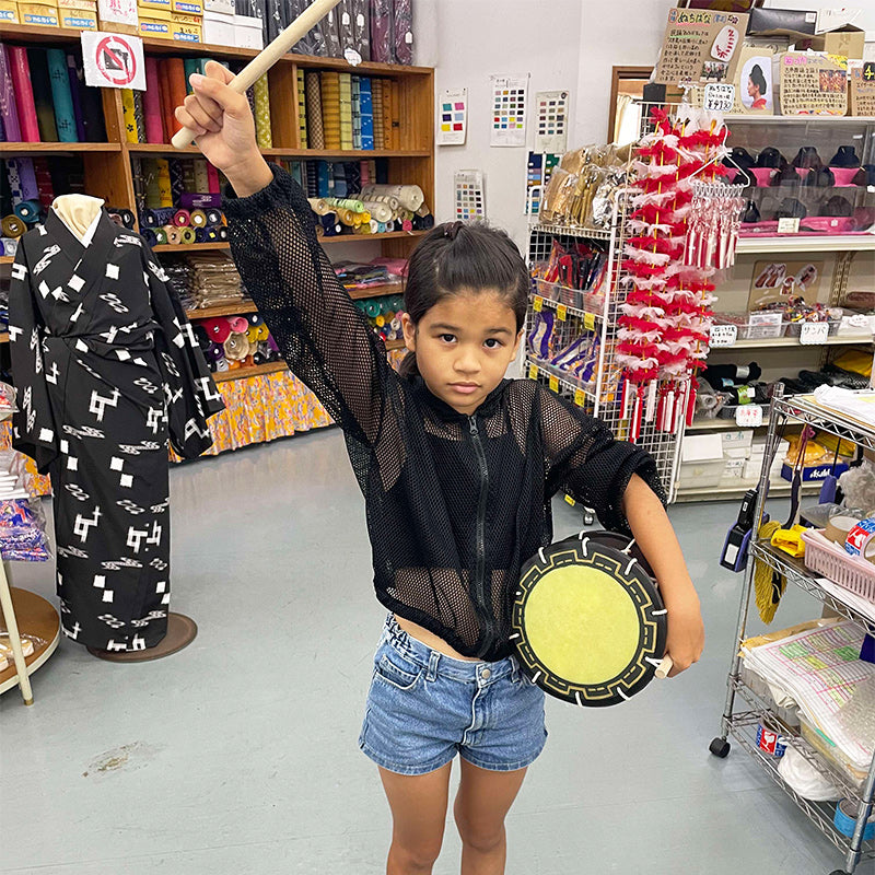 締め太鼓 24cm【手持ち取っ手・バチ付き】チーガ2色 │ つは琉球店