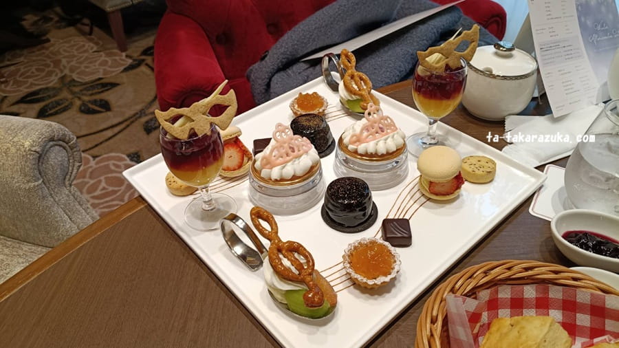 宝塚ホテルのアフヌン、味もサービスも良くなっていた！ | たーの宝塚
