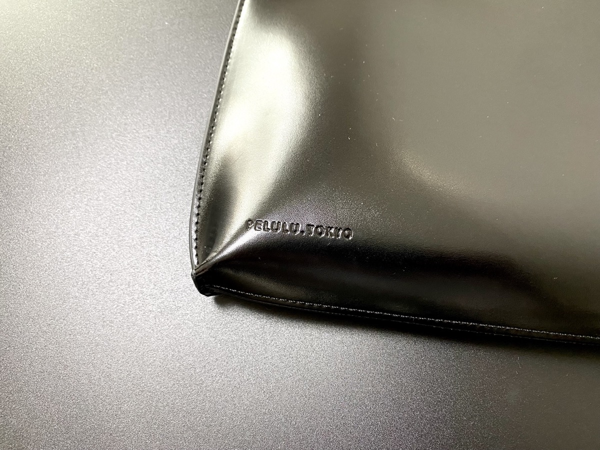 PELULU.TOKYO】ミニマリスト向け！おしゃれなPCレザーバッグ - たむろぐ