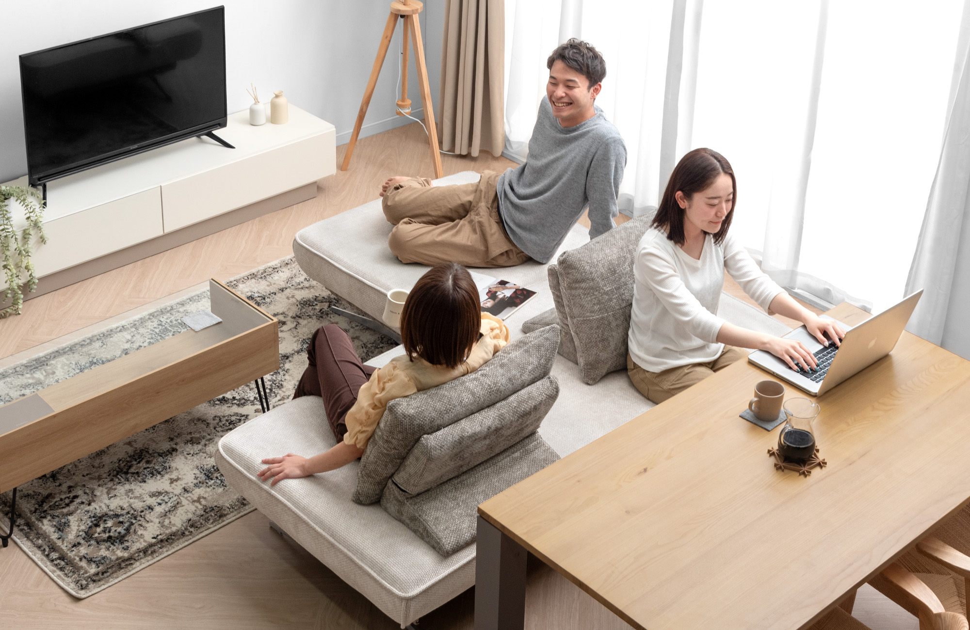 □＜リリース＞自由に使えるアイランドソファが登場 | タンスのゲン