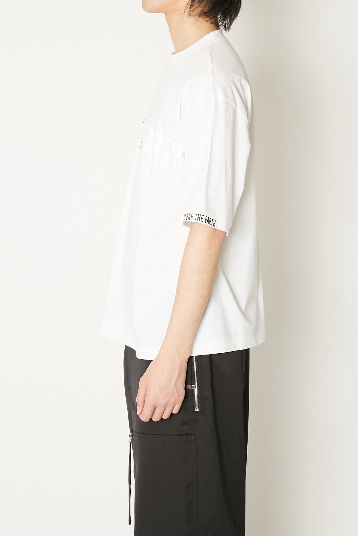 WEAR THE EARTH TEE – TAAKK