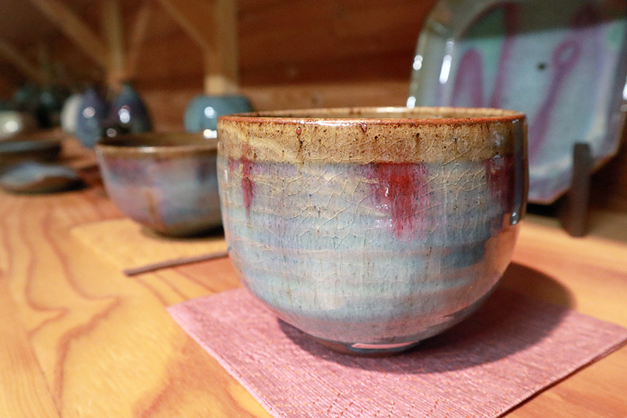 時代をこえて信州に息づく松代焼（唐木田窯）｜TABITOTE