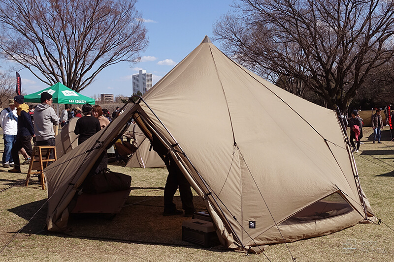 広さ・見た目・機能性すべて良しのワンポールテント、ZANE ARTSの「PS