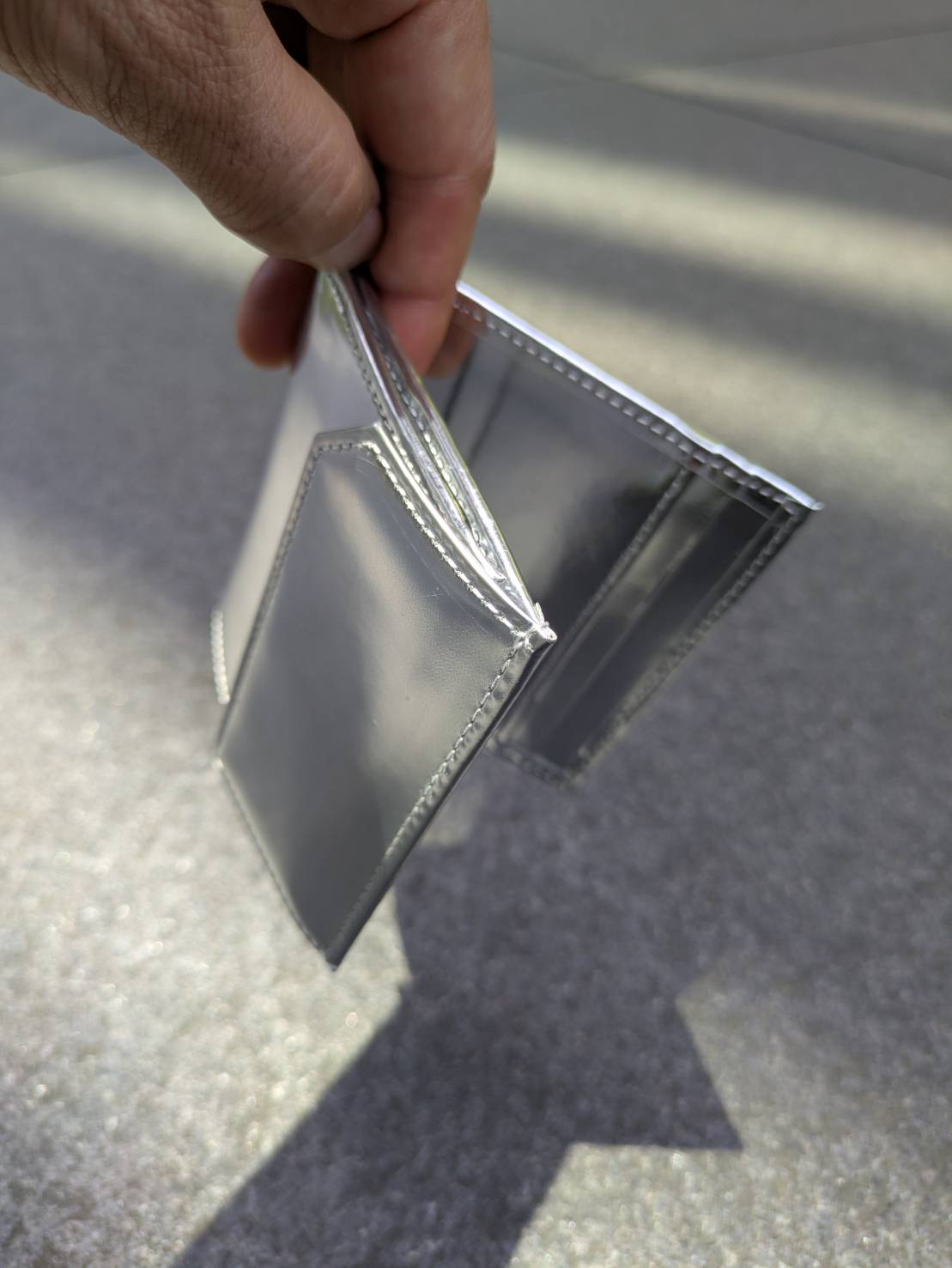 マジックポケット二つ折り財布 ステン シルバー / taglich タグリッヒ