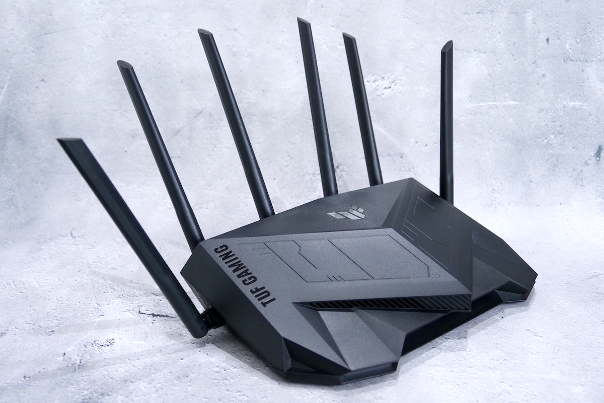 ASUS TUF Gaming AX6000 レビュー】ゲーマー待望の逸品！安定性と速度