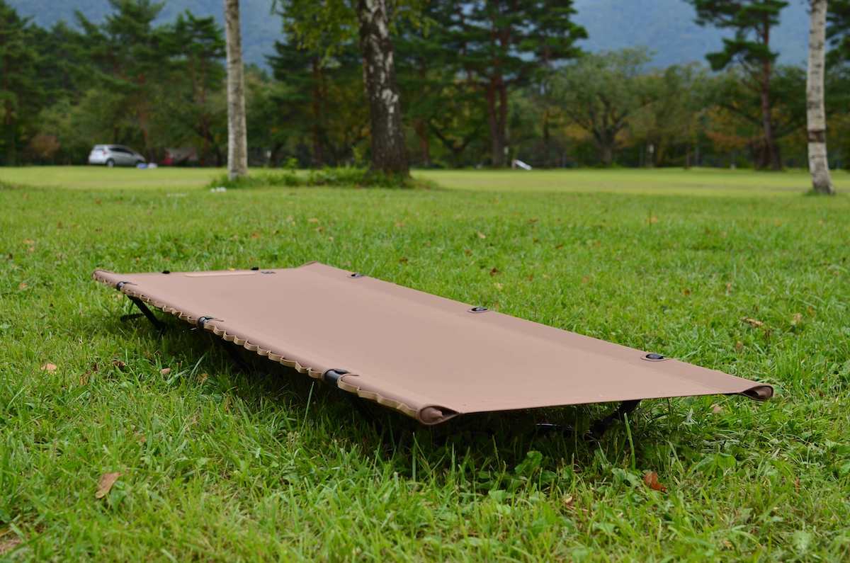 コット選びに迷ったら【Helinox/ヘリノックス】が間違いない話 | 年間