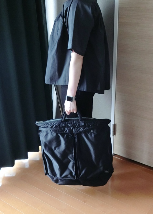 PORTERタンカーのヘルメットバッグがトレンド？ビジネスにも使える