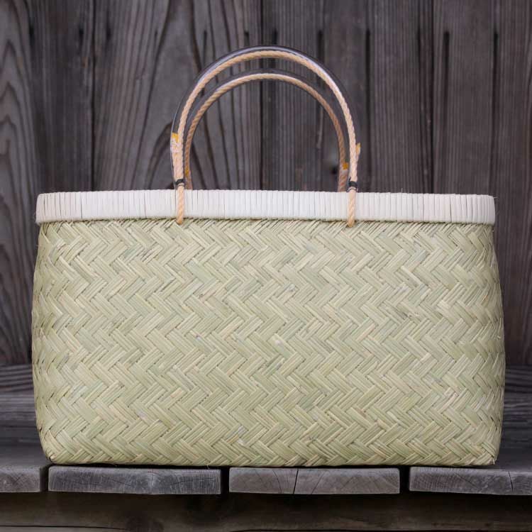 000000000029-01.jpg?size=m&w=