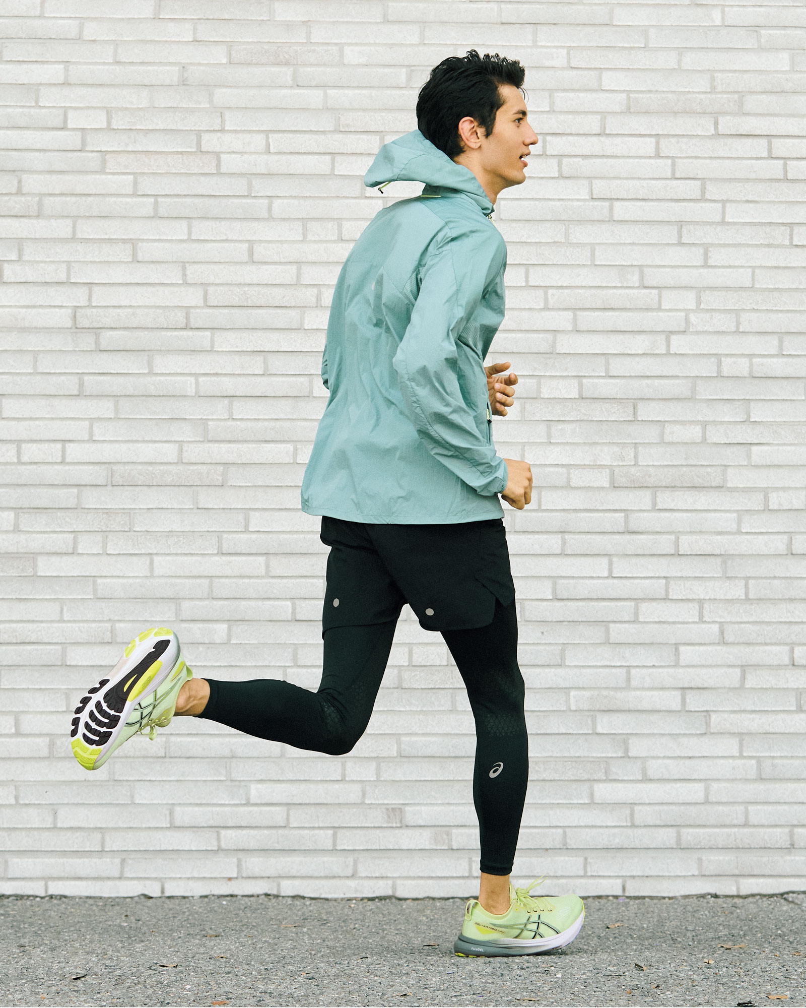 アシックス〉の新しい提案、《GEL-KAYANO 31》で、マラソン大会完走へ！