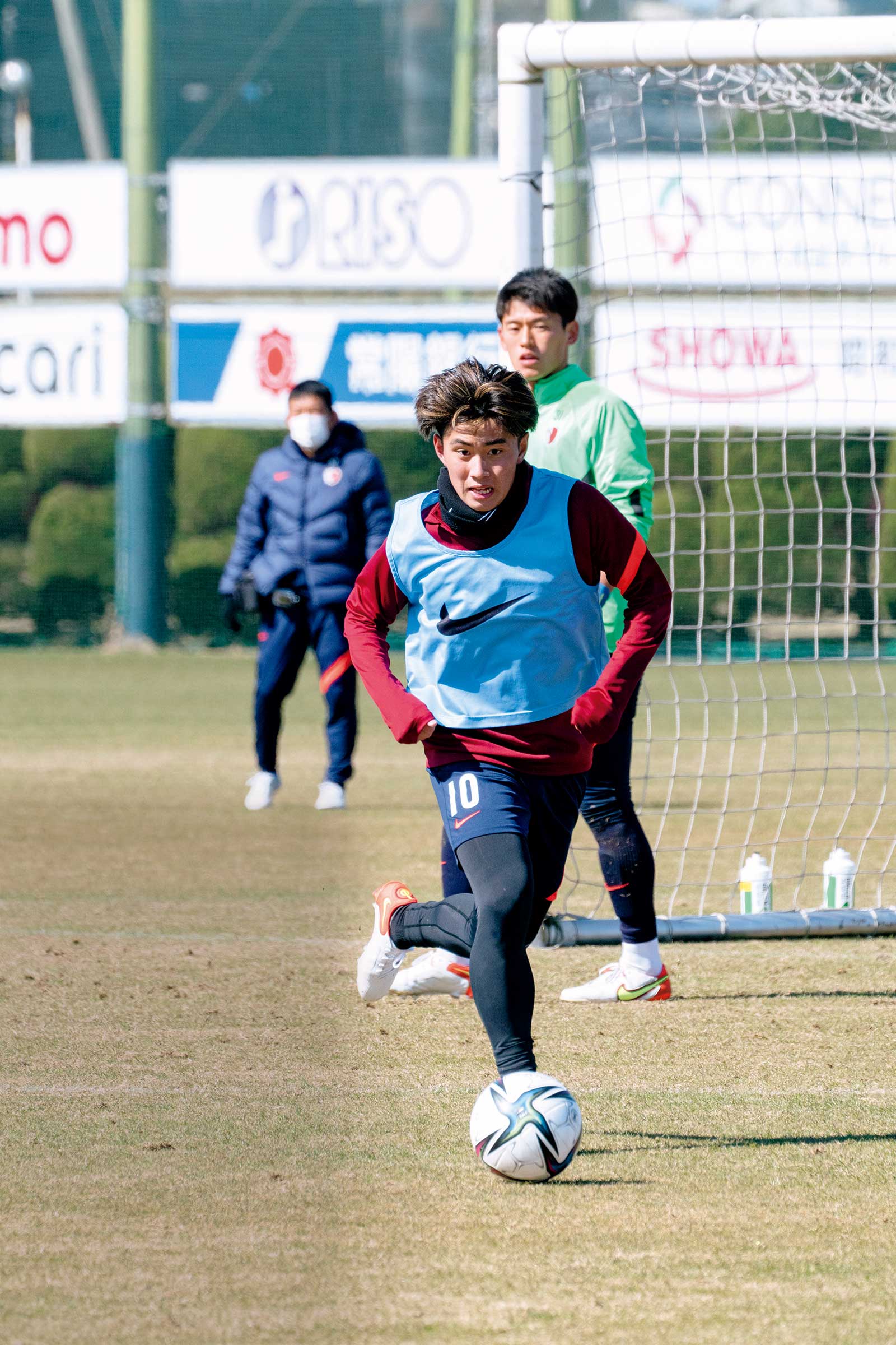 荒木遼太郎（サッカー）「13番を背負ってプレーするのは大変だと思っ