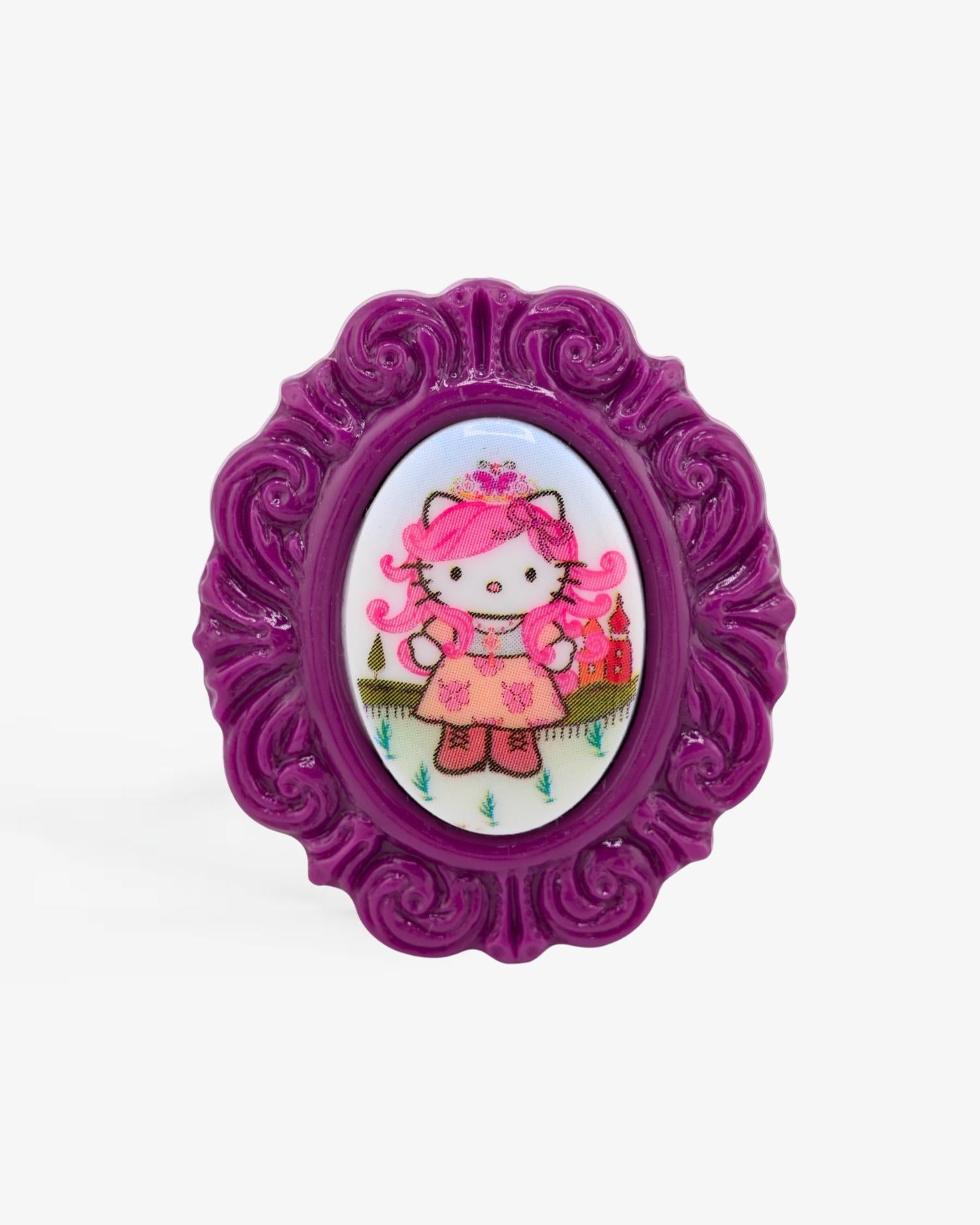 HELLO KITTY X TARINA – TARINA TARANTINO