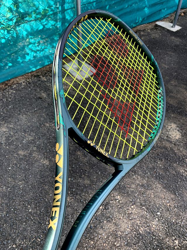 YONEX VCORE PRO 97 2019 | ふくんぬのテニスblog